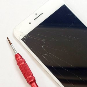 iPhone8plus フロントパネル交換