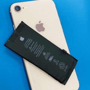 iPhone8 バッテリー交換修理