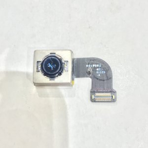 iPhone8 アウトカメラ交換修理