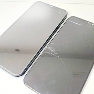 iPhone XS フロントパネル交換