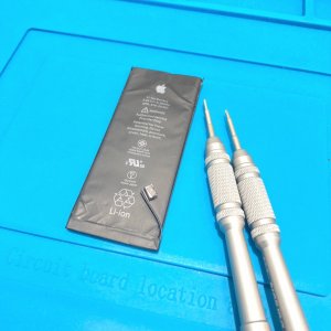 iPhone 8 バッテリー交換修理