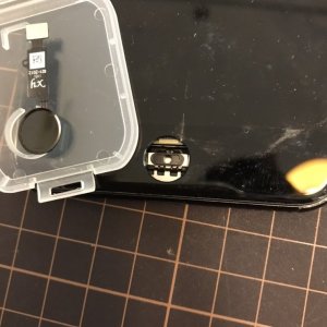iPhone7 ホームボタン修理