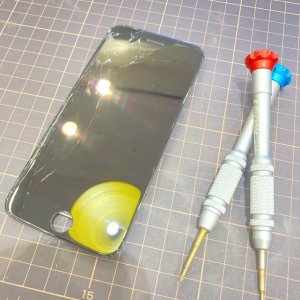 iPhoneSE2 液晶交換修理