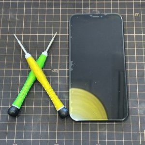 iPhoneXR 液晶交換修理