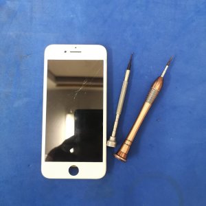 iPhone SE2 液晶修理