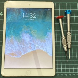 iPad mini 第二世代　フロントパネル交換