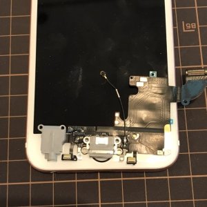 iPhone6S ライトニング修理
