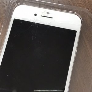 iPhone8 フロントパネル交換