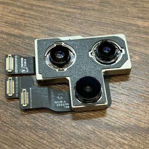 iPhone11PRO MAX アウトカメラ修理