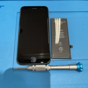 iPhone8 バッテリー交換