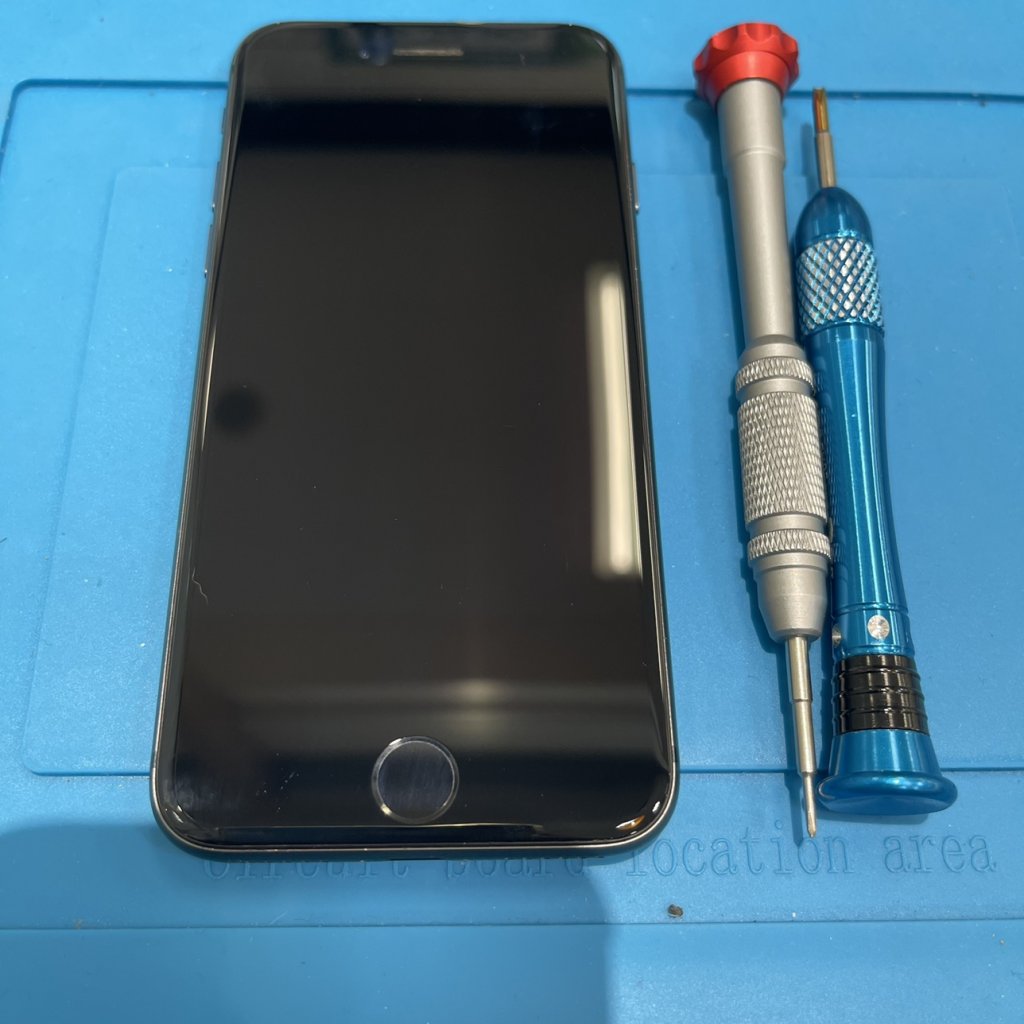 iPhoneSE2 液晶交換