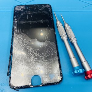 iPhone６SPlus パネル交換