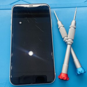 iPhone11 パネル交換