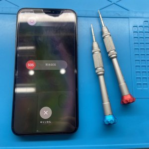 iPhoneXS Max パネル交換