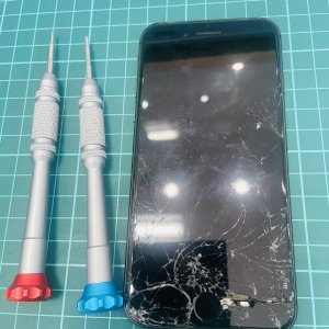 iPhone８ 液晶交換