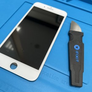 iPhone8Plus 液晶交換