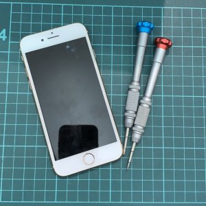 iPhone8 液晶交換