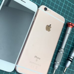 iPhone6s 液晶交換