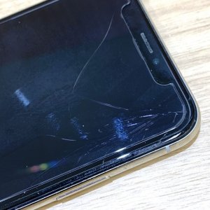 iPhoneXS パネル交換