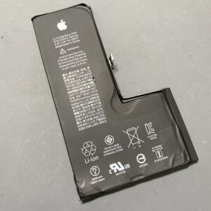 iPhoneXS バッテリー交換