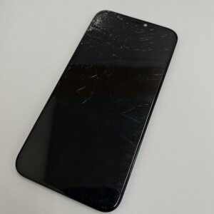 iPhone11 液晶交換