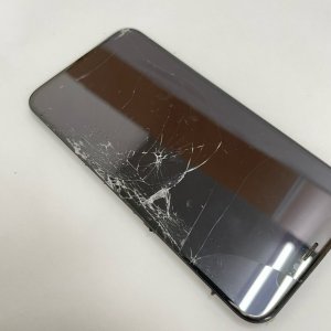 iPhone XS 液晶交換