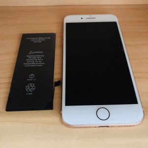 iPhone8 バッテリー交換修理