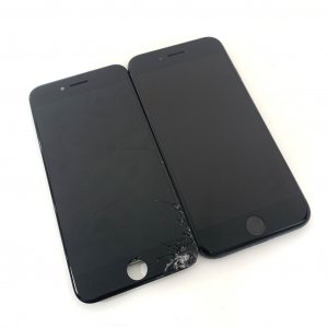 iPhone8フロントパネル交換修理