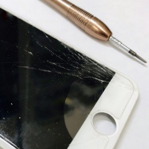 iPhone7 フロントパネル交換修理