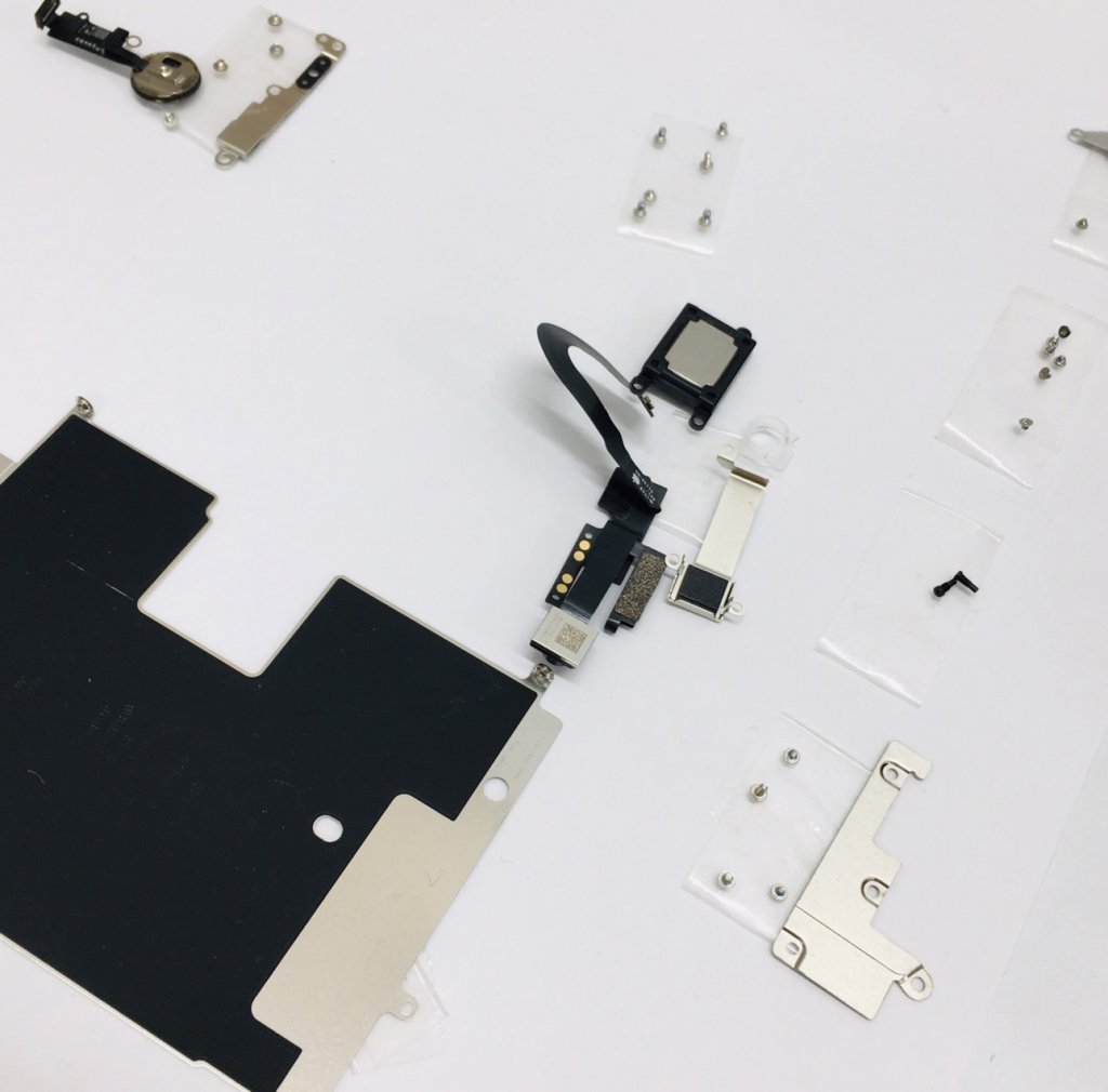 iPhone8 点検 液晶交換