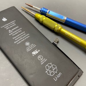 iPhone6Plus バッテリー交換 充電できない 充電減り早い アイフォン6プラス