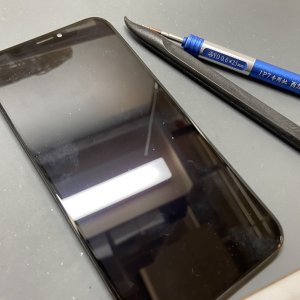 iPhoneX 液晶交換 画面縦線 操作できない アイフォンX
