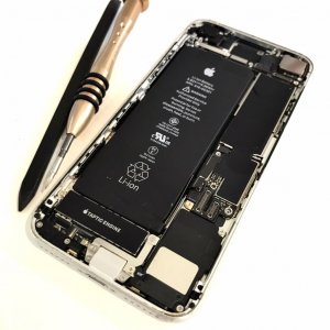 iPhone8 バッテリー交換