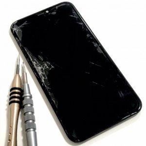 iPhone11 フロントパネル交換