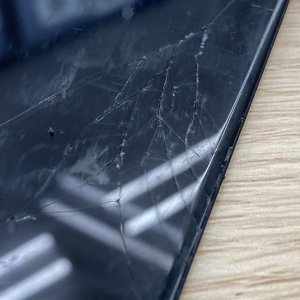 iPhone8 タッチが効かない…→お時間ない方でも修理出来ます!最短15分で修理!予約不要!