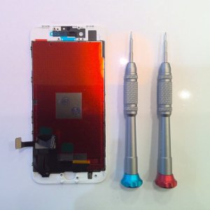 iPhone8液晶交換