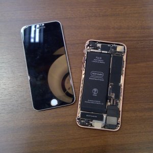 iPhone8 バッテリー交換
