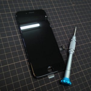 iPhoneSE2 パネル交換