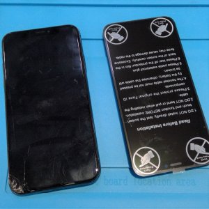 iPhoneⅩ 液晶交換