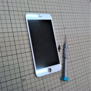 iPhone8Plus 液晶交換