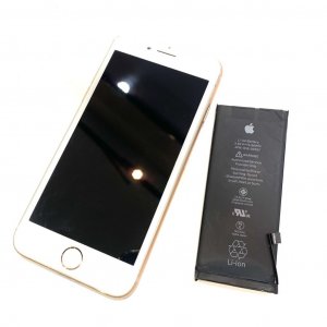 iPhone8 バッテリー交換修理