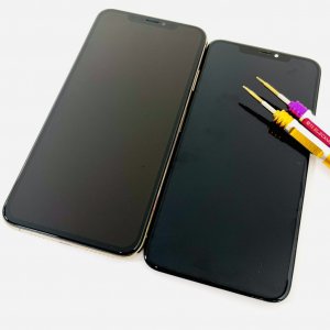 iPhoneXSmax液晶交換修理