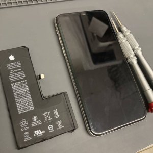 iPhoneXS バッテリー交換