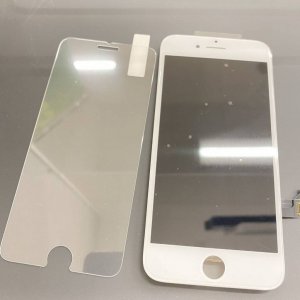 iPhone 8 フロントパネル交換・強化ガラス