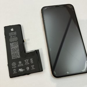 iPhone XSMAX バッテリー交換