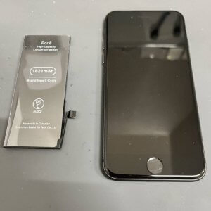 iPhone 8 バッテリー交換