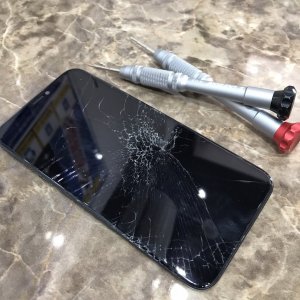 iPhoneXs max 液晶交換
