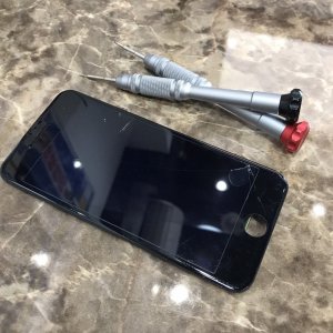 iPhone8 液晶交換