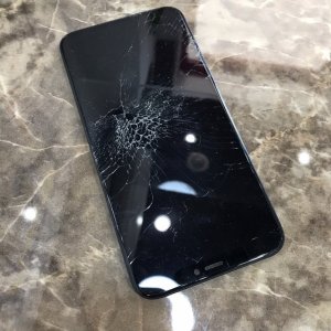 iPhone11Pro 液晶交換