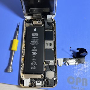 iPhone6S 充電ができない…→ライトニング交換で即日修理で充電できるように‼